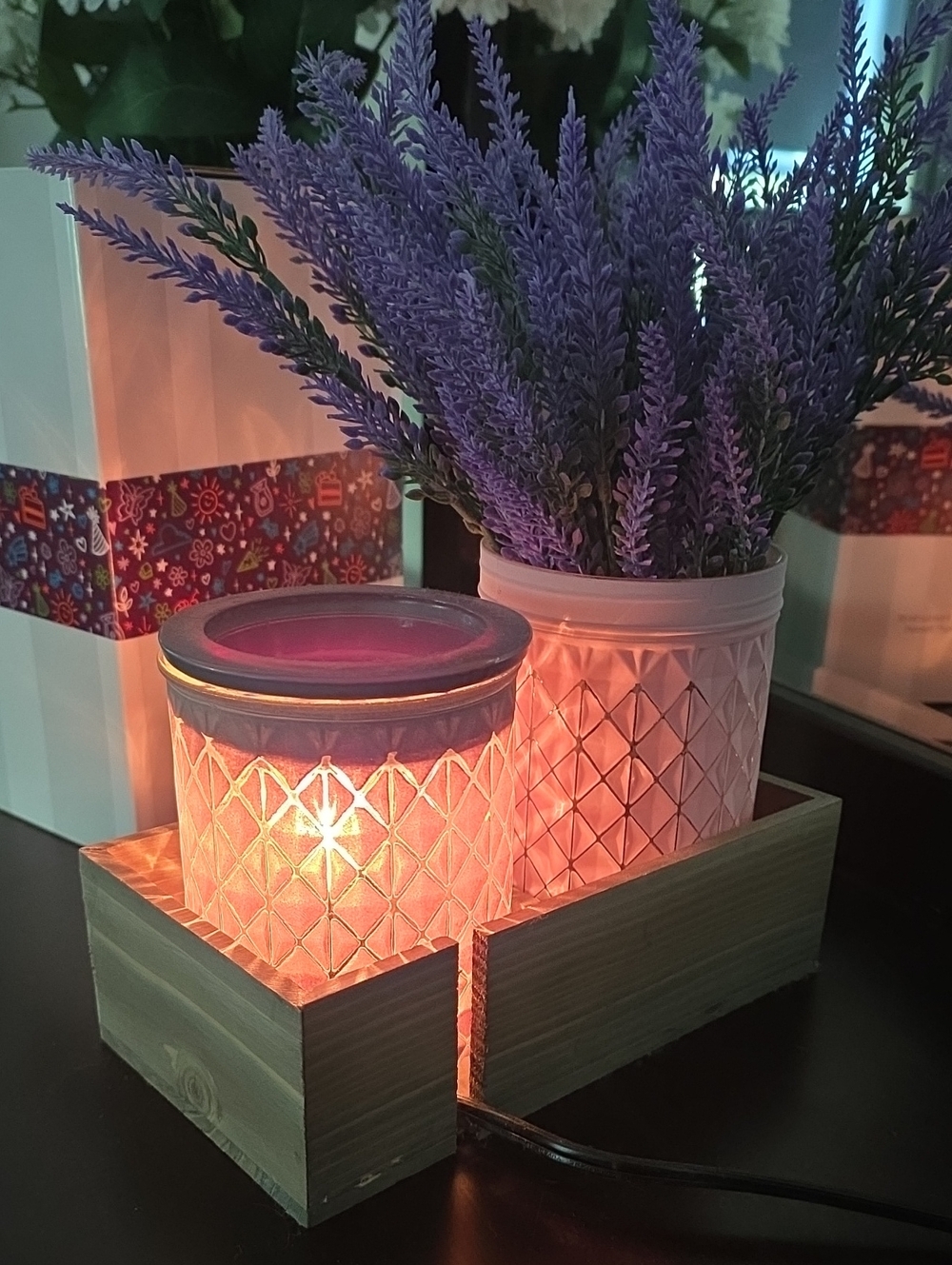 Scentsy Lavender Bouquet Warmer - Picture 5 of 5